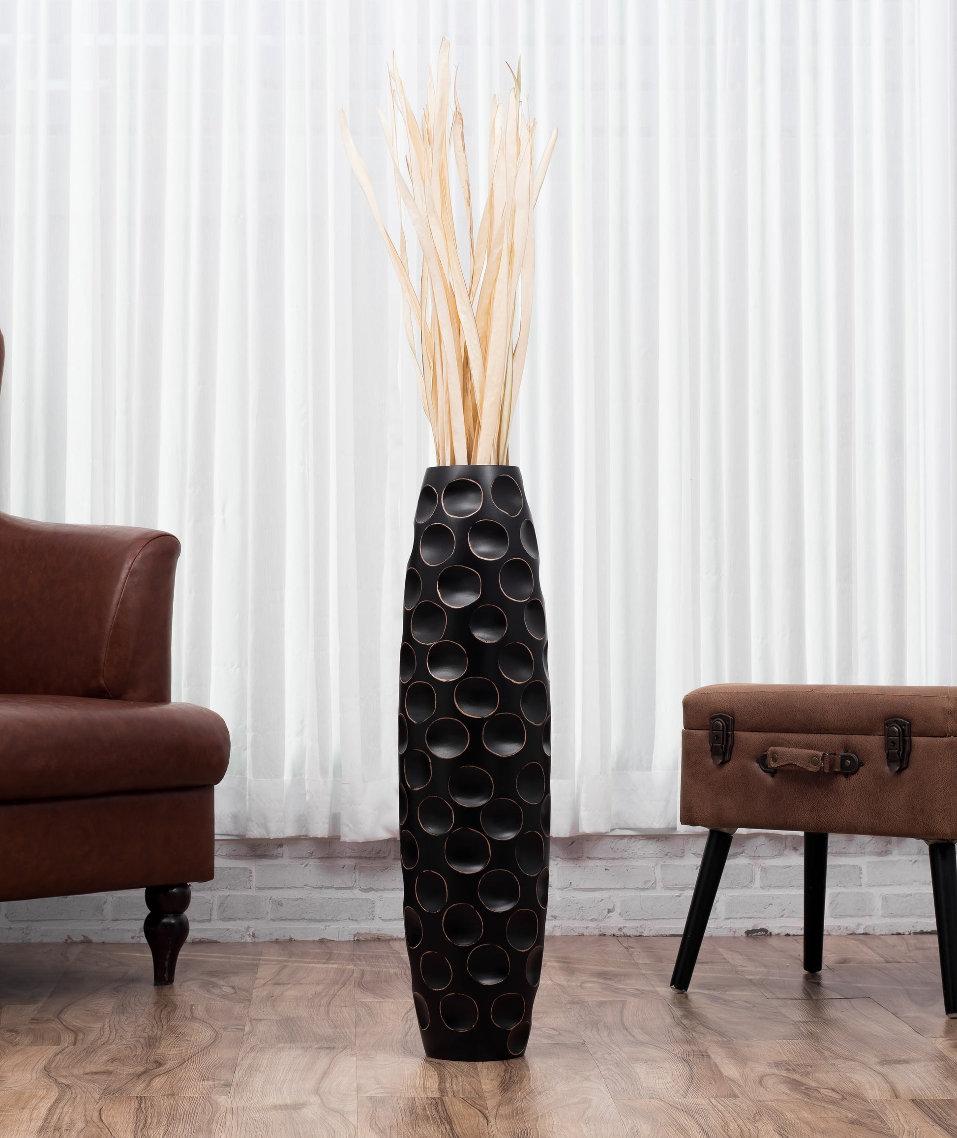 Large Mango Wood Floor Vase – Handcrafted Decorative Highlight from Thailand, 65 cm