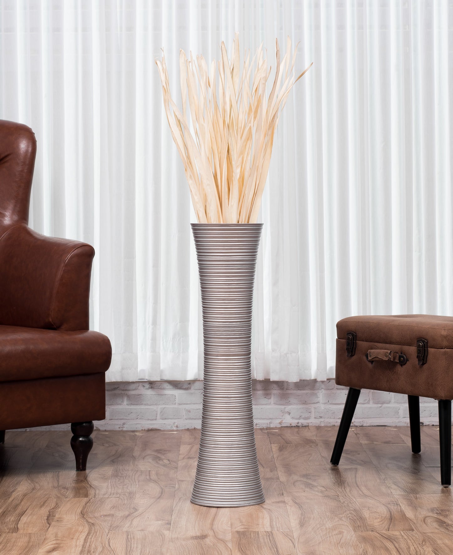 Large Mango Wood Floor Vase – Handcrafted Decorative Highlight from Thailand, 65 cm