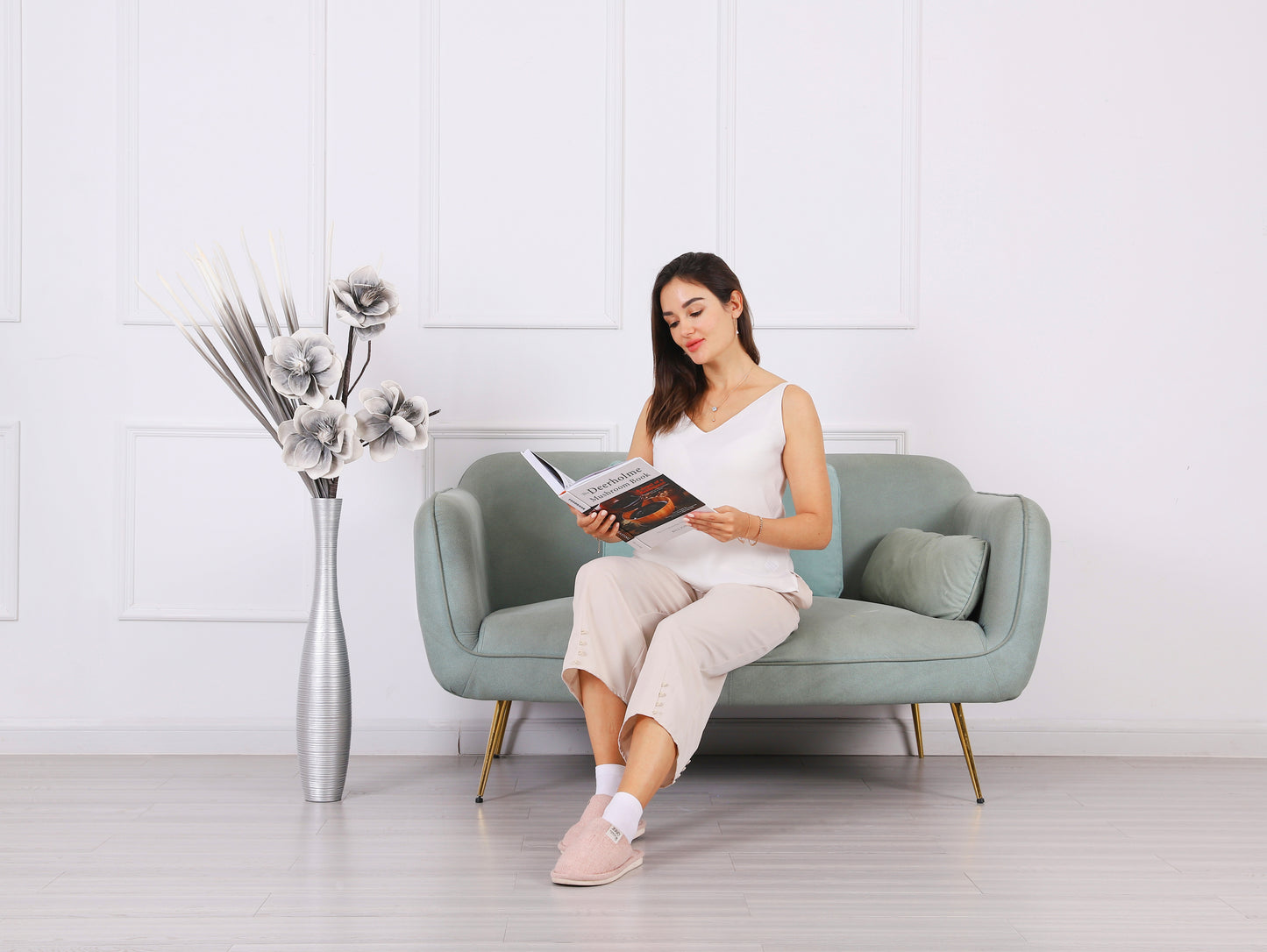 Large Resin Floor Vase – Stylish Waterproof Vase for Fresh & Dried Flowers, 65 cm