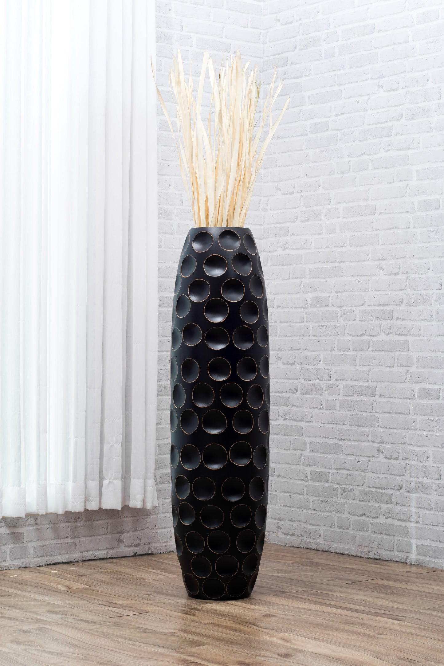 Large Mango Wood Floor Vase – Handcrafted Decorative Highlight from Thailand, 105 cm