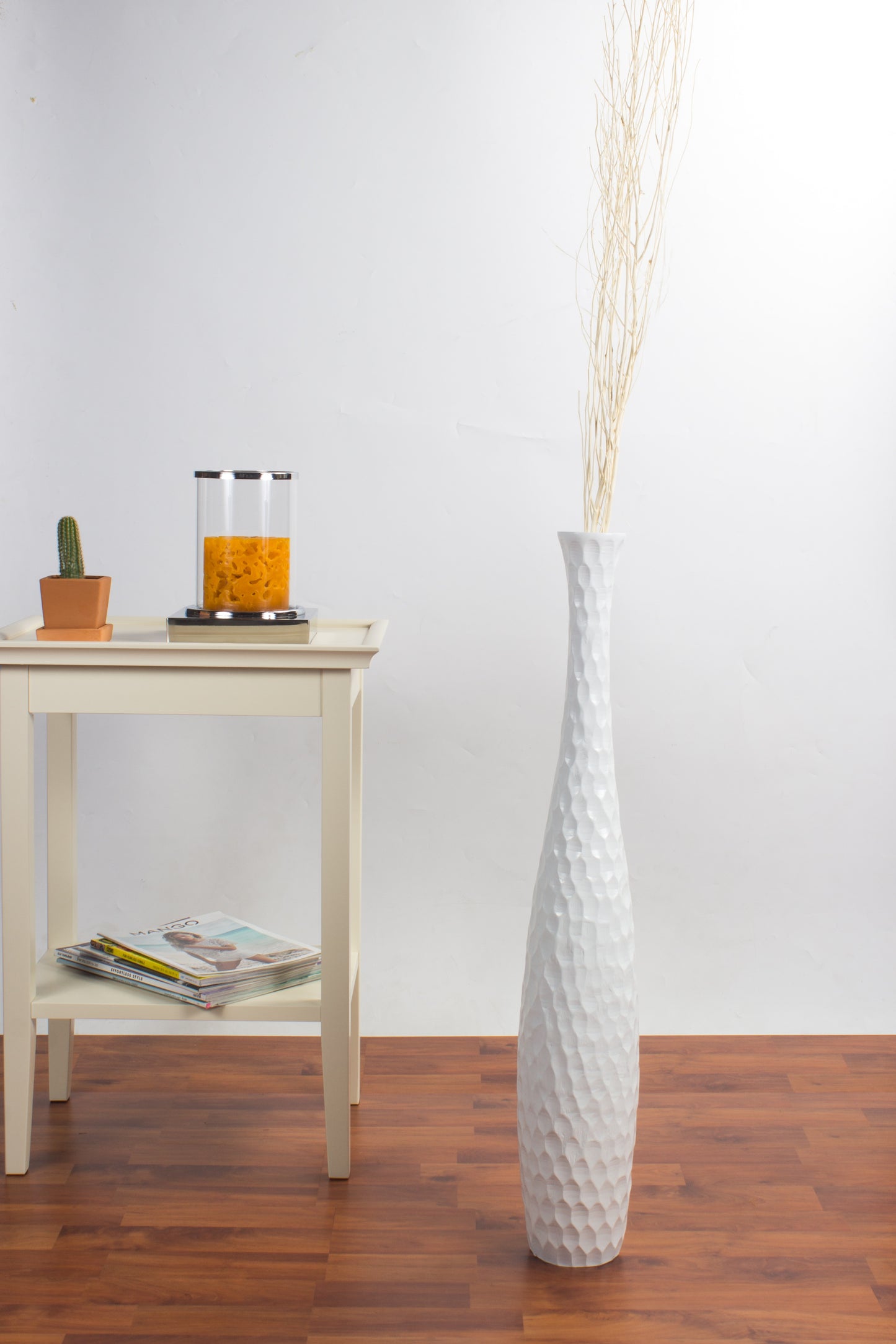 Large Mango Wood Floor Vase – Handcrafted Decorative Highlight from Thailand, 65 cm