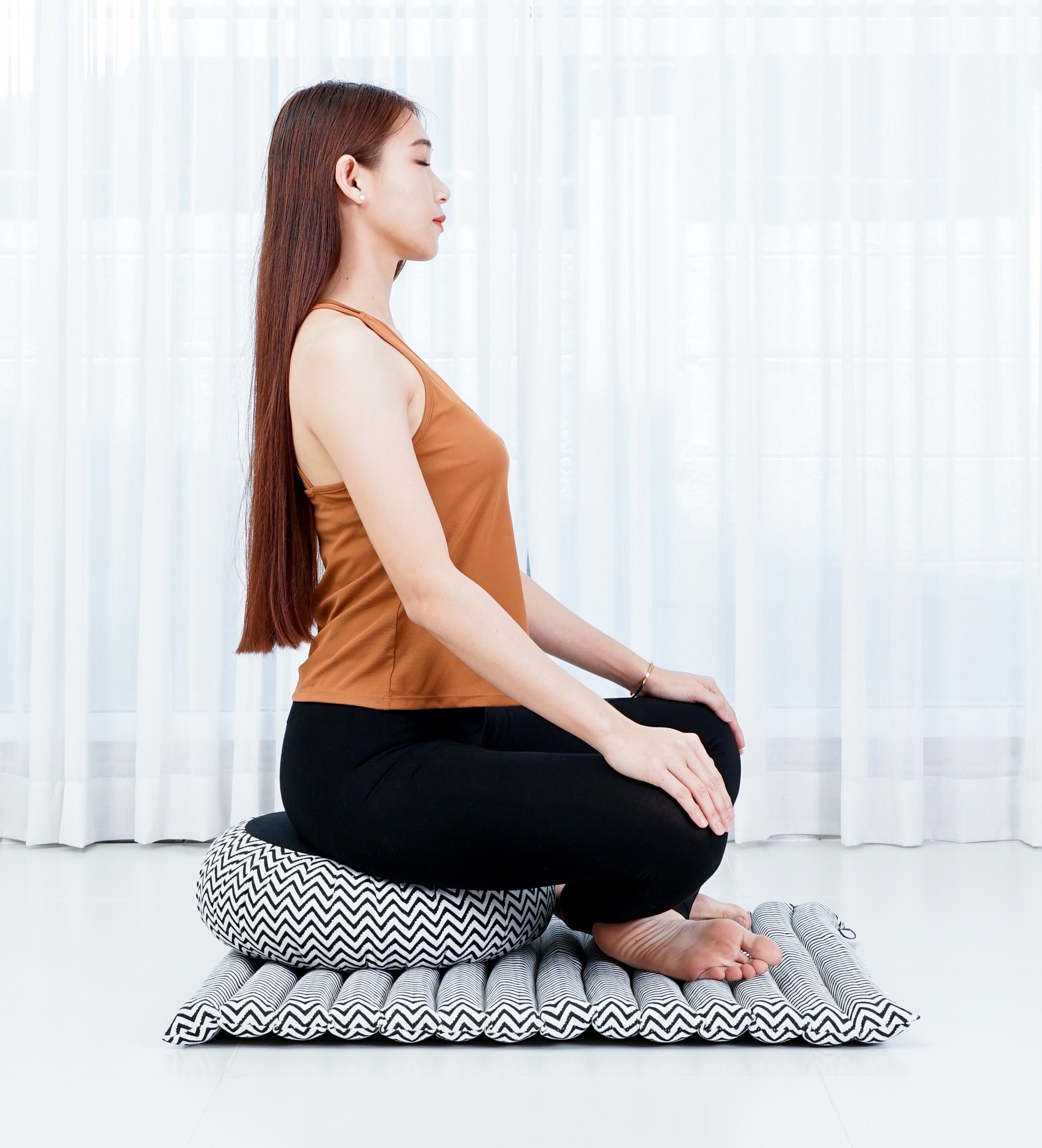 Kapok Meditation Cushion Set – Zabuton Mat & Zafu Seat Cushion with Cotton Cover, Cbt5 - Black