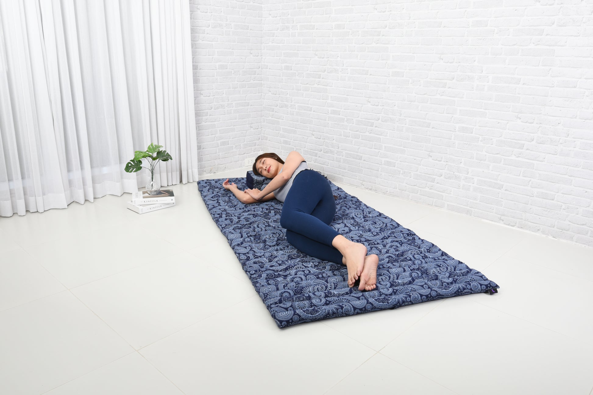 Kapok Roll-Up Mattress – Foldable Sleeping & Relax Mat with Cotton Cover for Home & Outdoor Use, Cbt1 - Blue, L: 190x100 cm