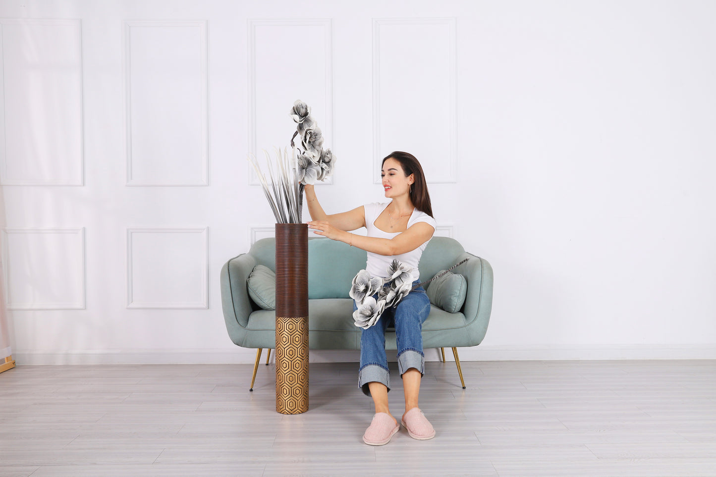 Large Resin Floor Vase – Stylish Waterproof Vase for Fresh & Dried Flowers, 85 cm