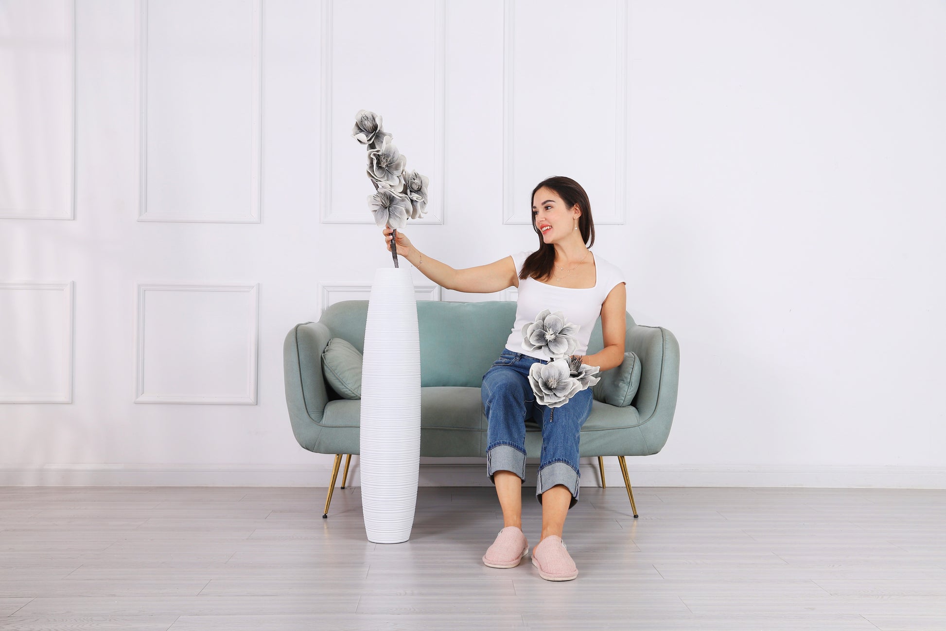 Large Resin Floor Vase – Stylish Waterproof Vase for Fresh & Dried Flowers, 85 cm