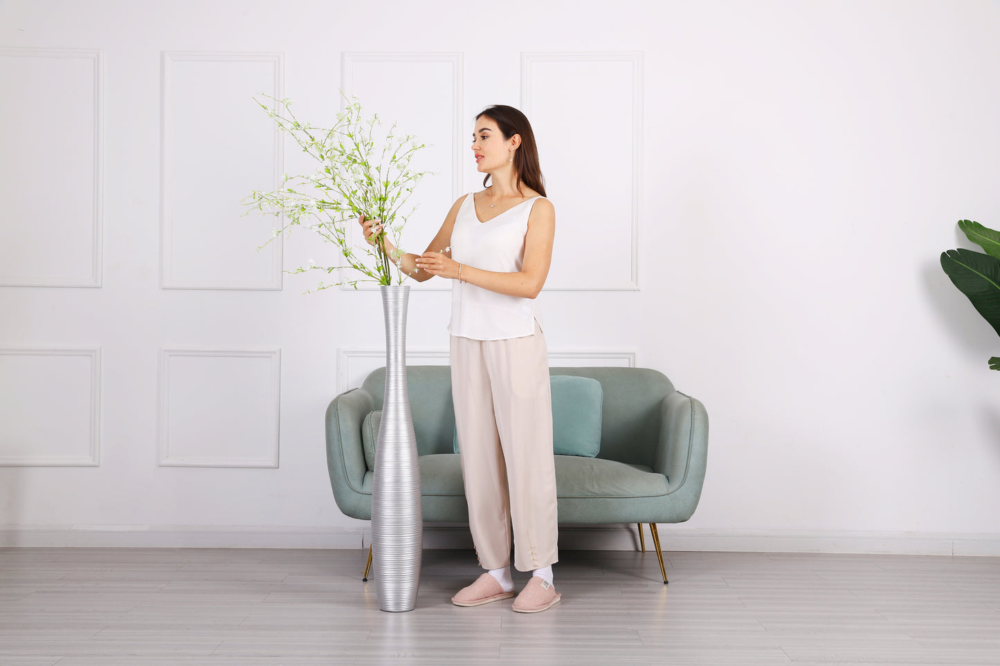 Large Resin Floor Vase – Stylish Waterproof Vase for Fresh & Dried Flowers, 105 cm