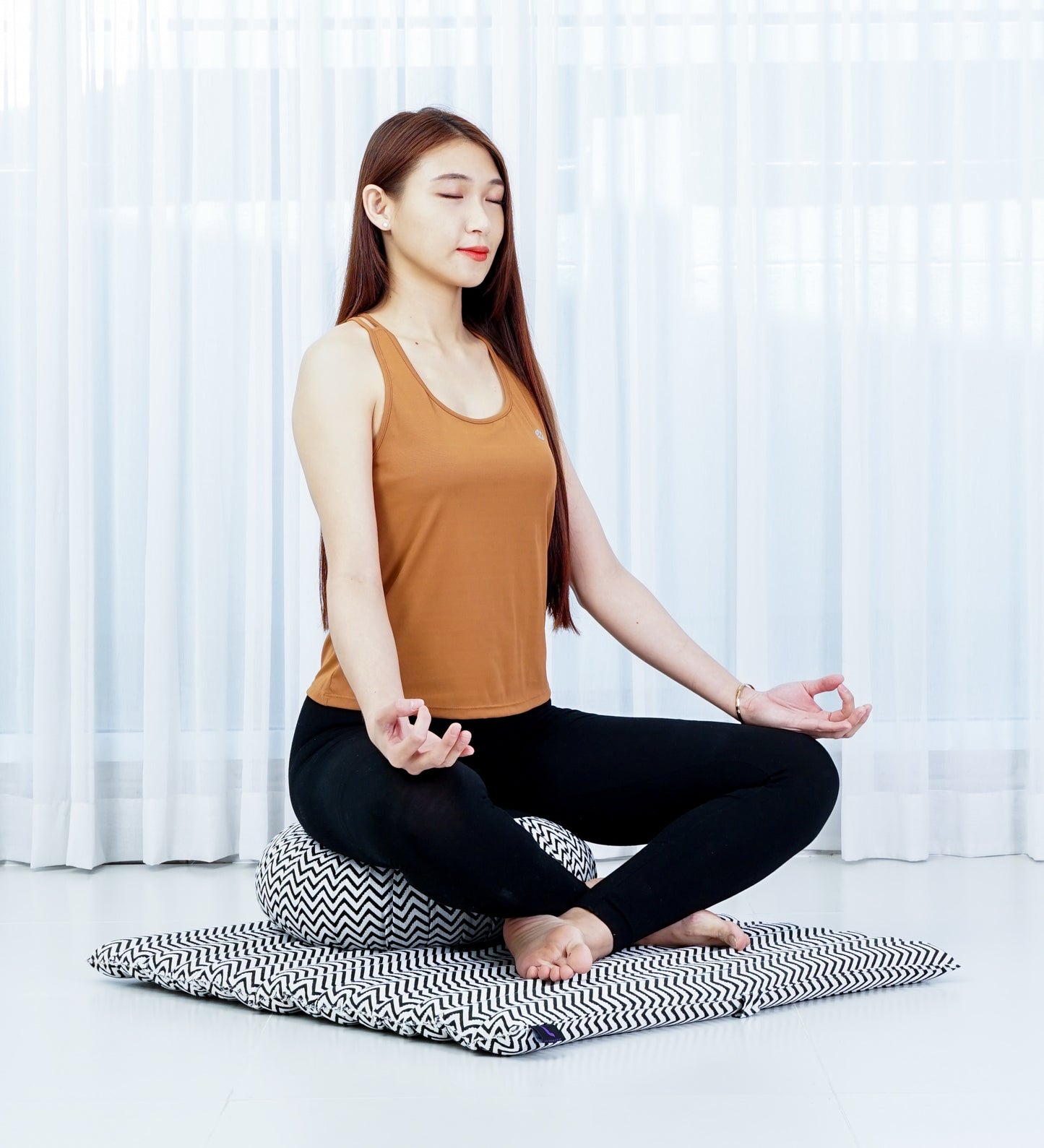 Kapok Meditation Cushion Set – Zabuton Mat & Zafu Seat Cushion with Cotton Cover, Cbt5 - Black