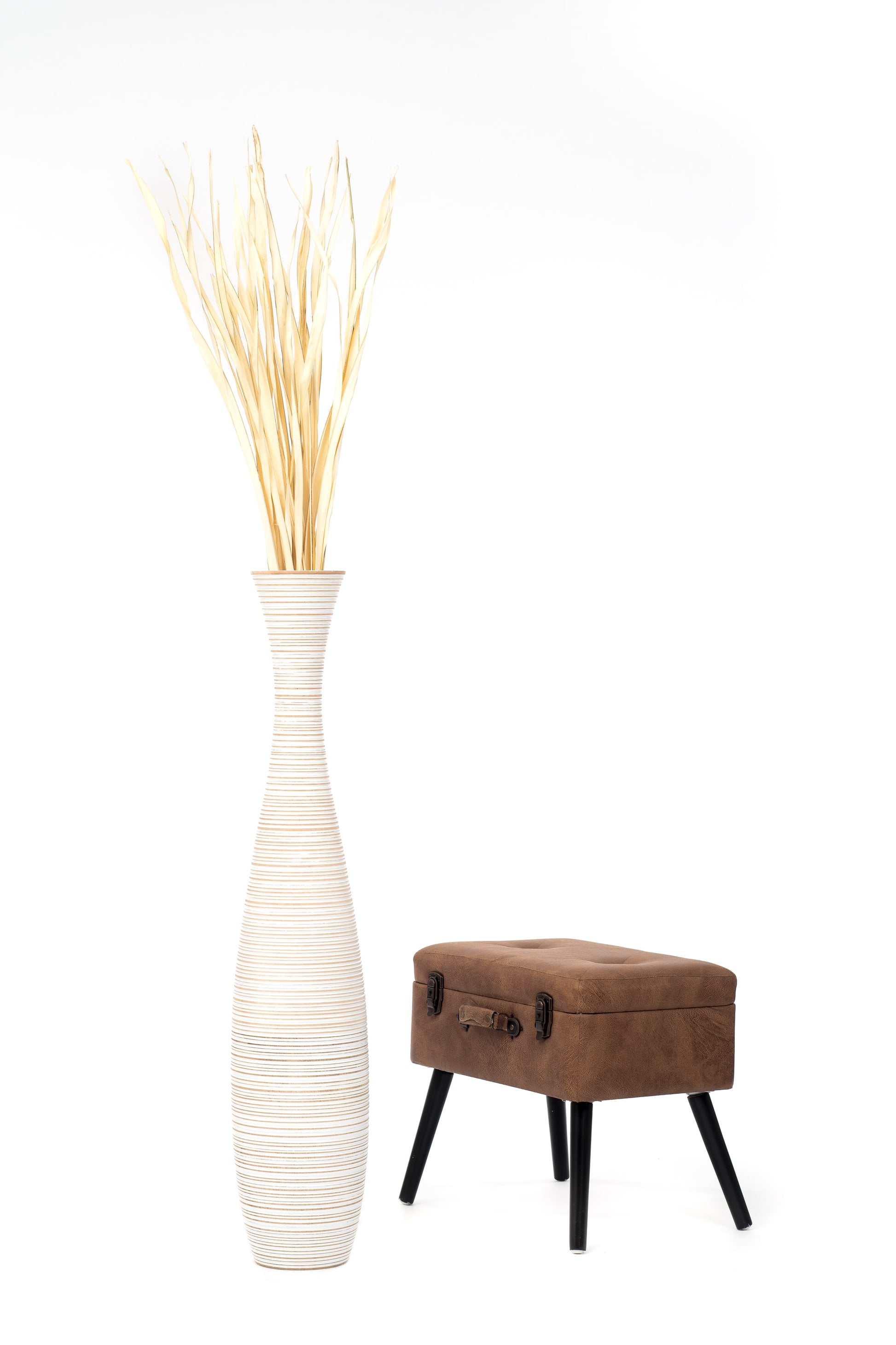 Large Mango Wood Floor Vase – Handcrafted Decorative Highlight from Thailand, 105 cm