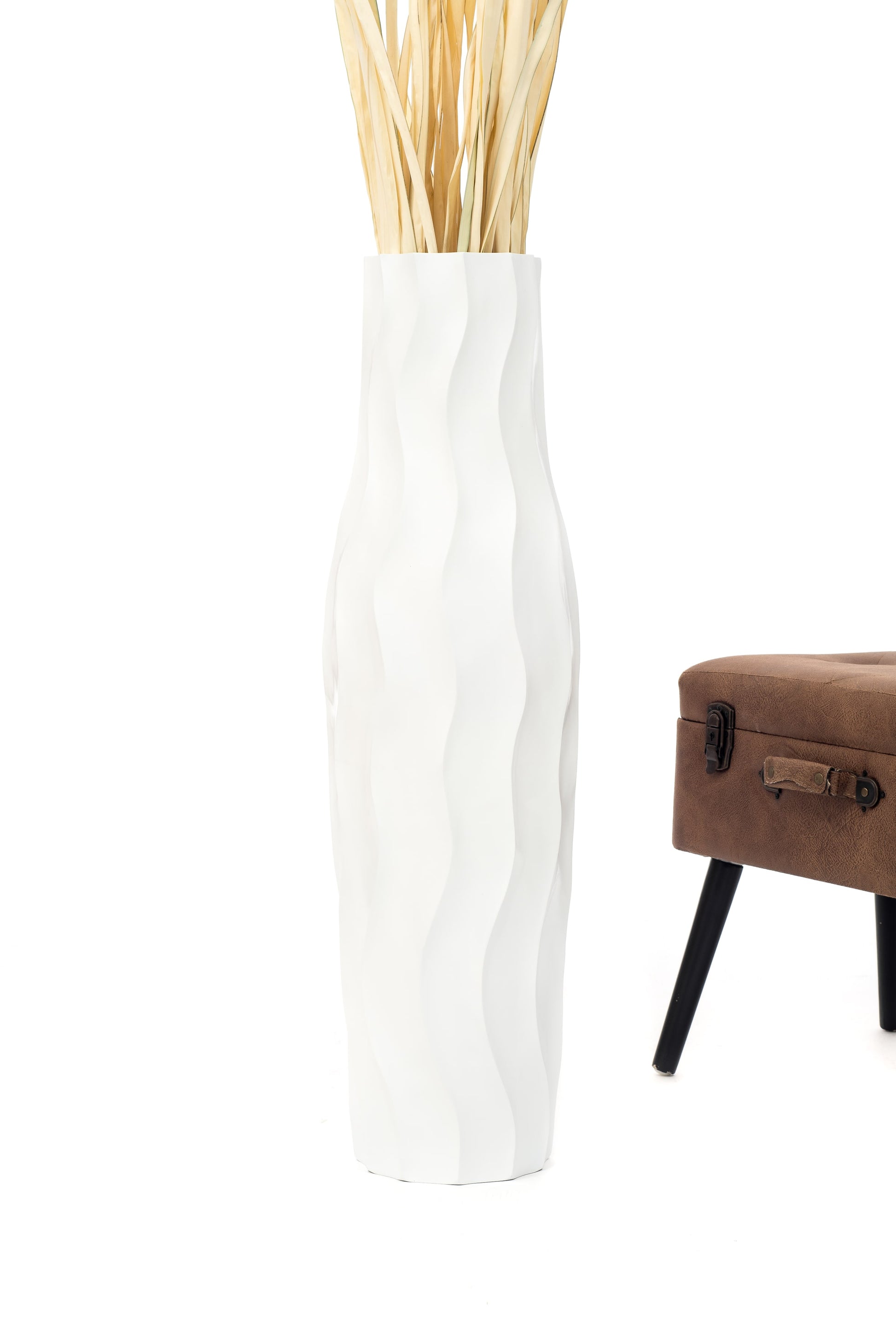 Large Mango Wood Floor Vase – Handcrafted Decorative Highlight from Thailand, 85 cm