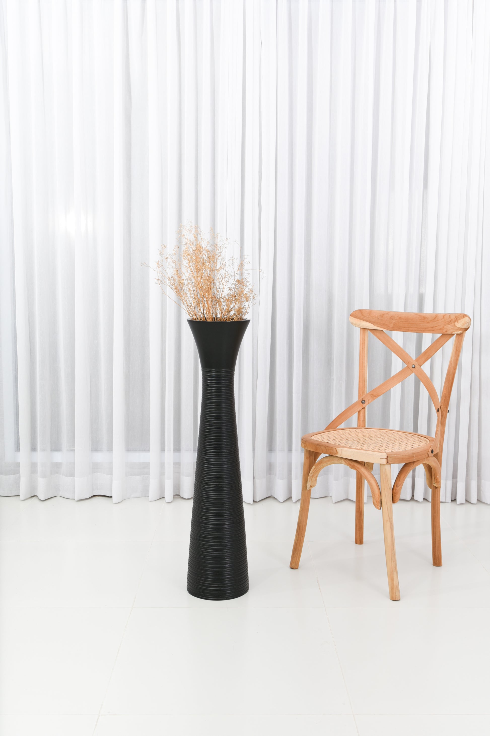 Large Mango Wood Floor Vase – Handcrafted Decorative Highlight from Thailand, 85 cm