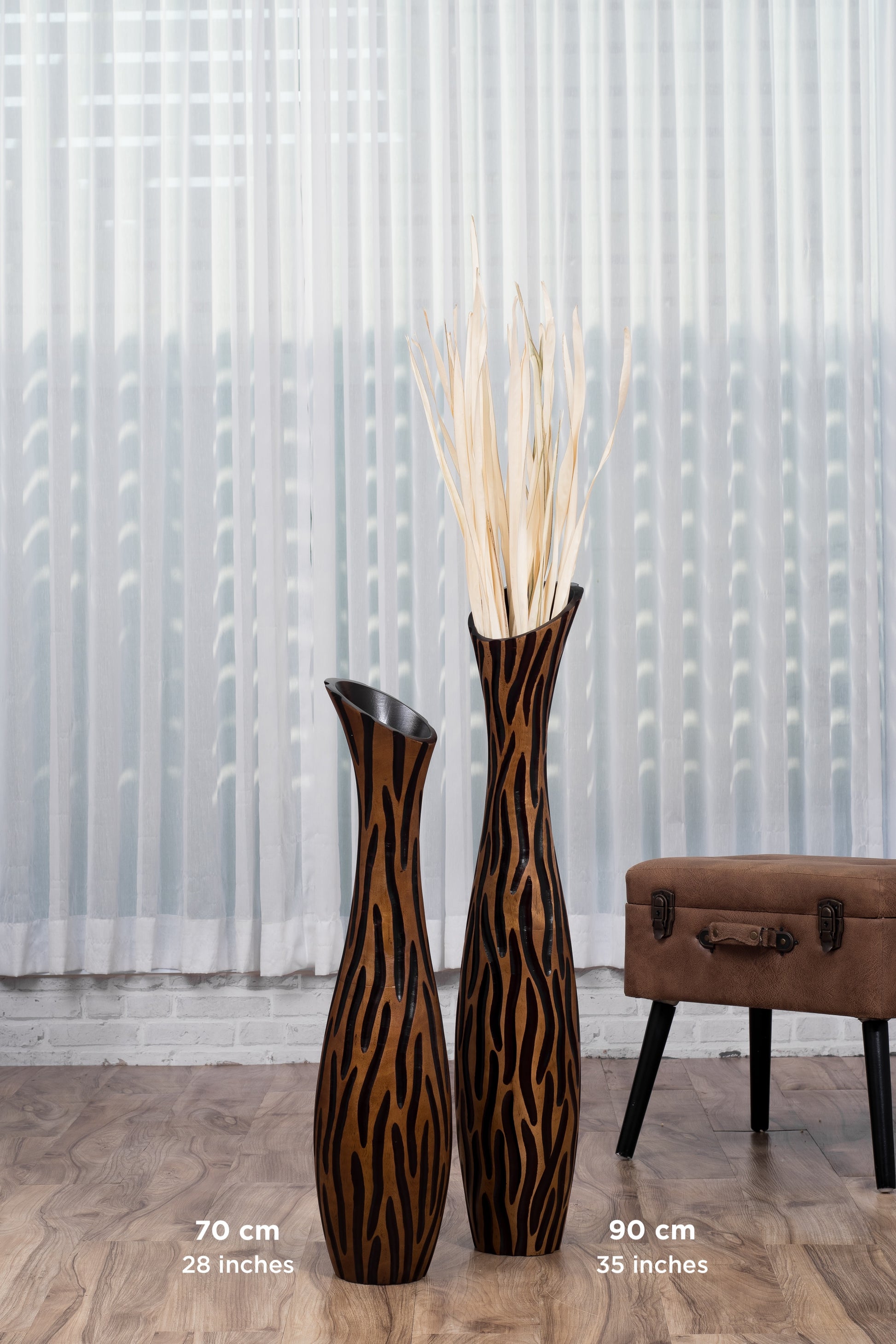 Large Mango Wood Floor Vase – Handcrafted Decorative Highlight from Thailand, 85 cm