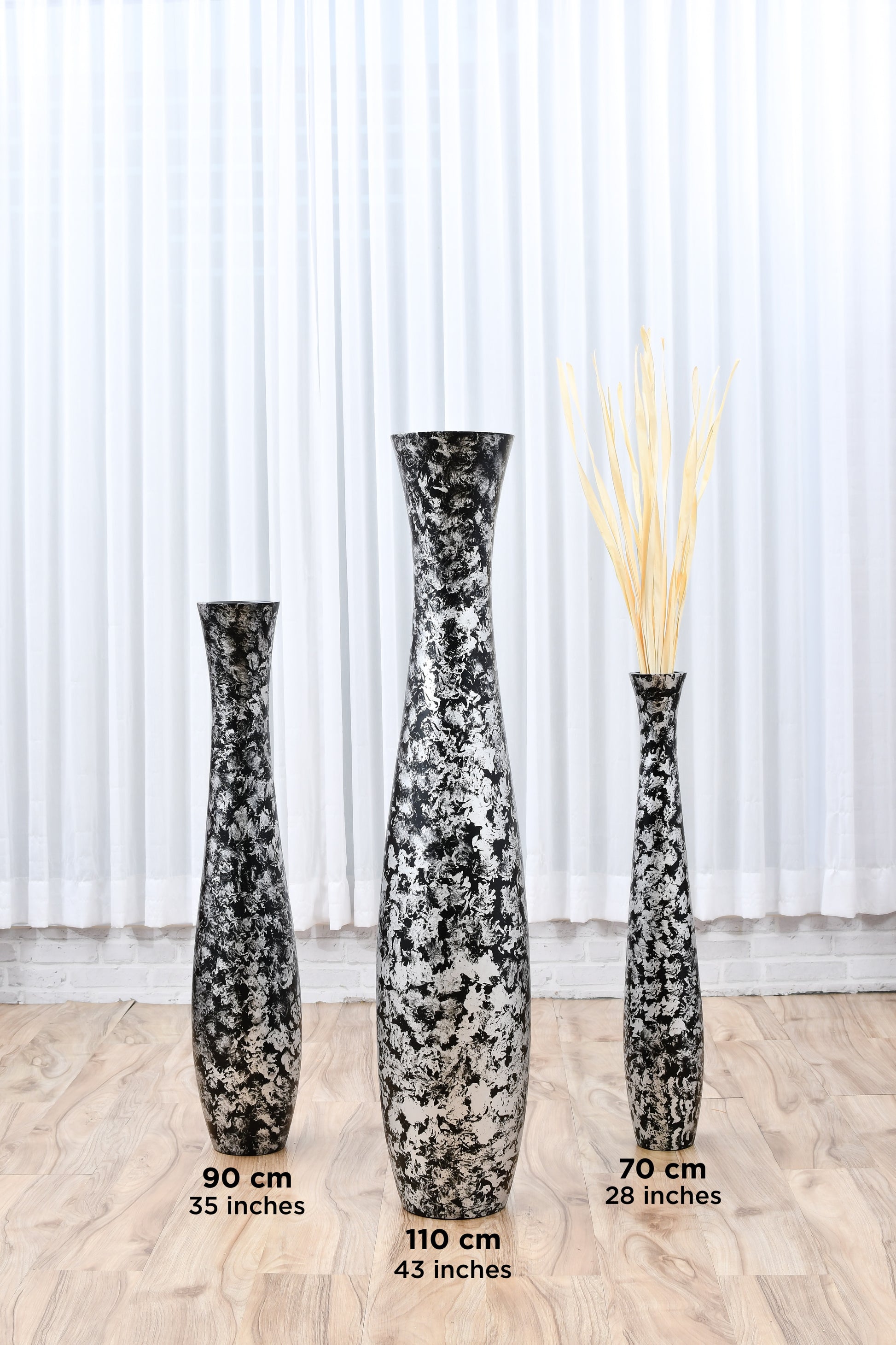 Large Mango Wood Floor Vase – Handcrafted Decorative Highlight from Thailand, 85 cm