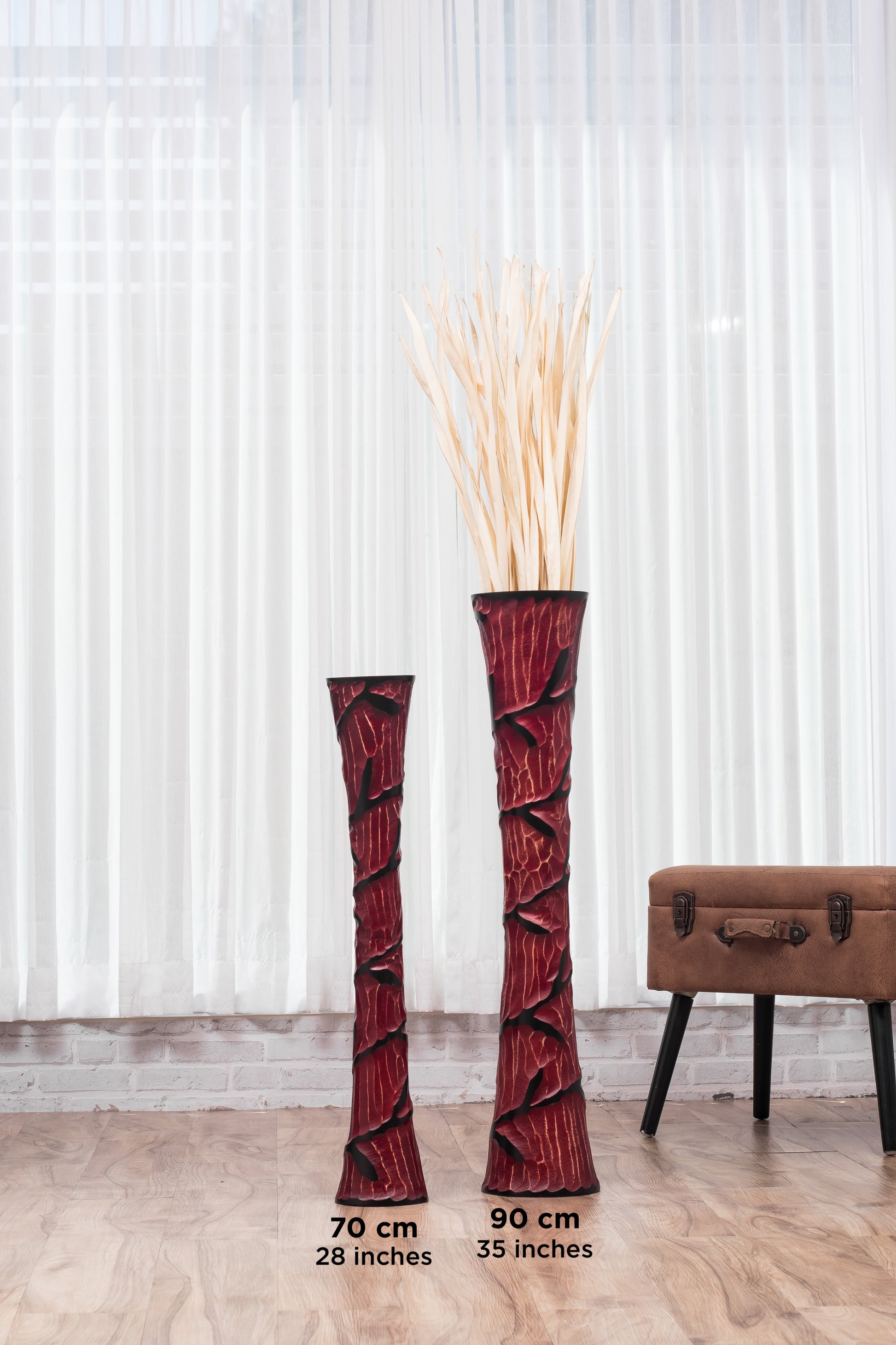 Large Mango Wood Floor Vase – Handcrafted Decorative Highlight from Thailand, 85 cm