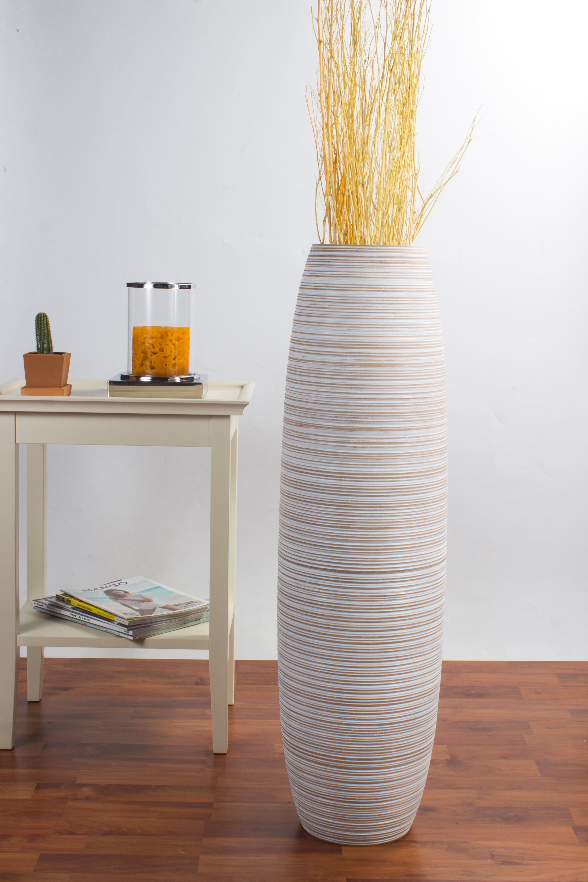Large Mango Wood Floor Vase – Handcrafted Decorative Highlight from Thailand, 85 cm