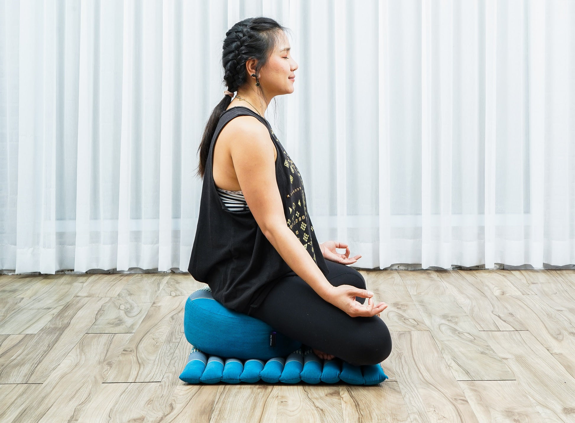Compact Meditation Cushion Set Made of Kapok – Small Zabuton & Zafu with Cotton Cover, Sf22 - Blue