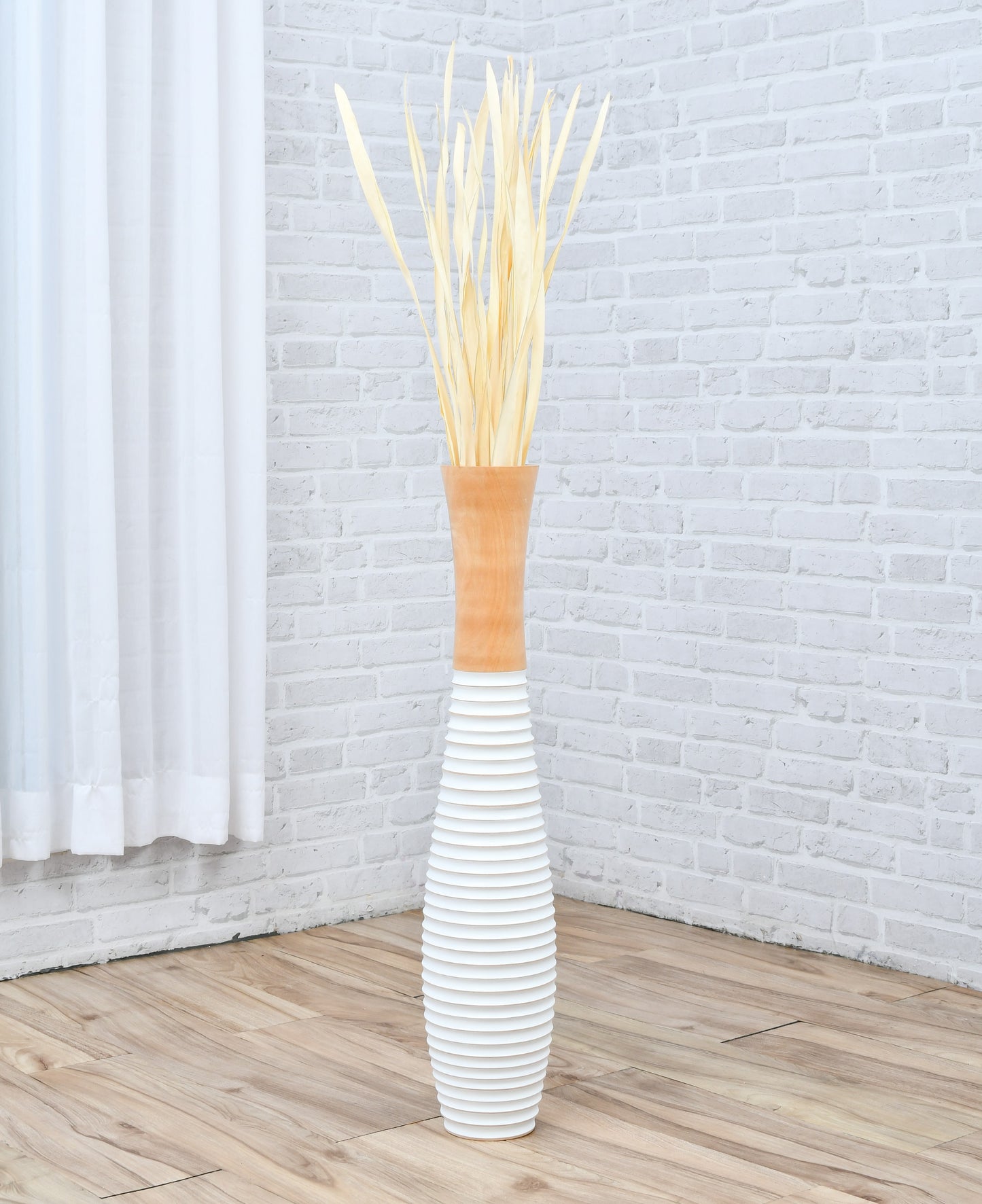 Large Mango Wood Floor Vase – Handcrafted Decorative Highlight from Thailand, 65 cm