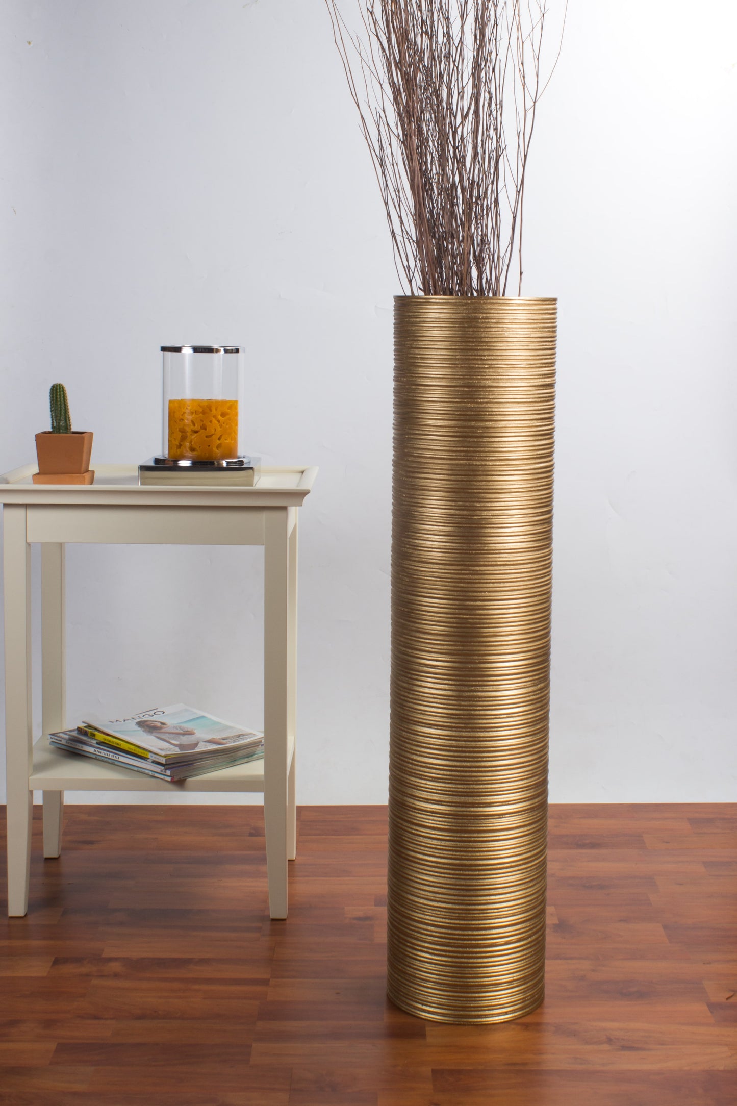 Large Mango Wood Floor Vase – Handcrafted Decorative Highlight from Thailand, 85 cm