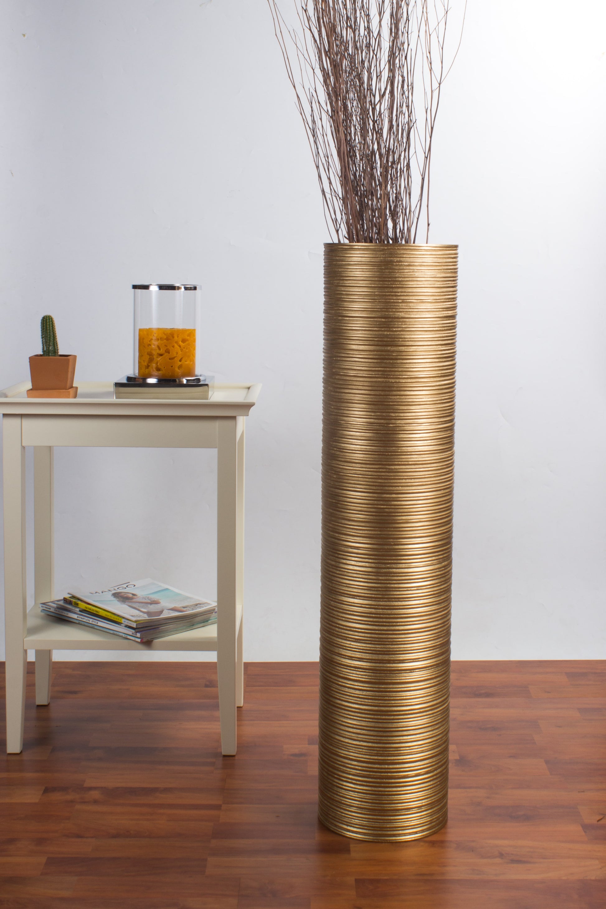 Large Mango Wood Floor Vase – Handcrafted Decorative Highlight from Thailand, 85 cm