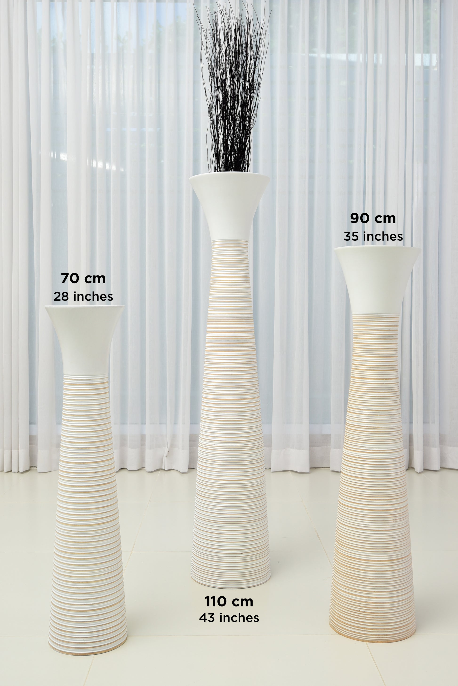 Large Mango Wood Floor Vase – Handcrafted Decorative Highlight from Thailand, 65 cm